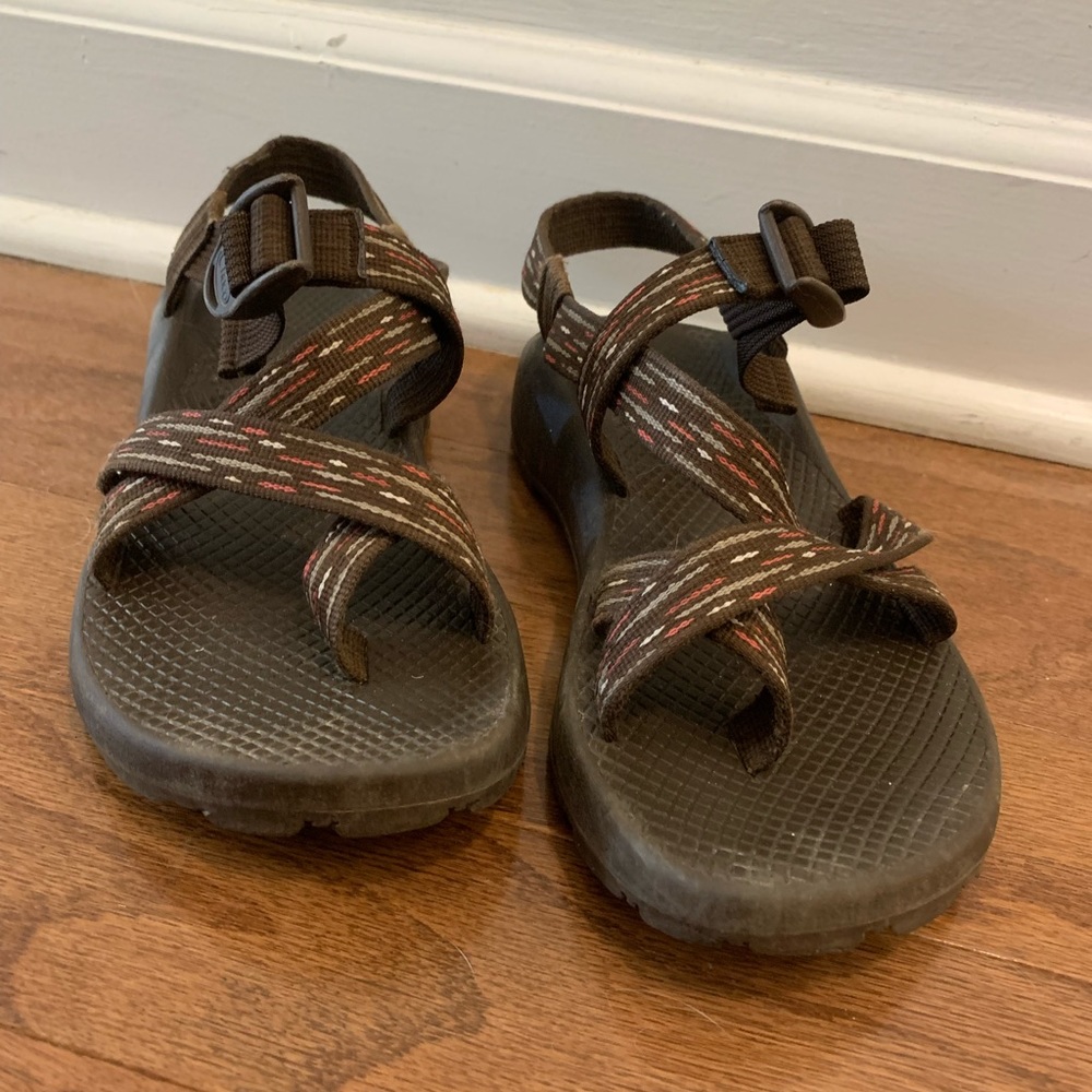 Size 8 women’s chacos. Discontinued strap color. - Picture 2 of 4